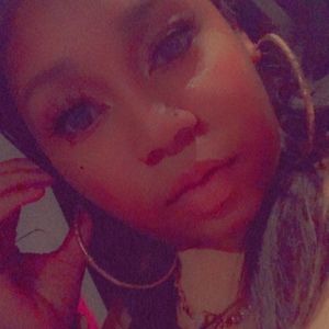 Meet your Posher, Shanella